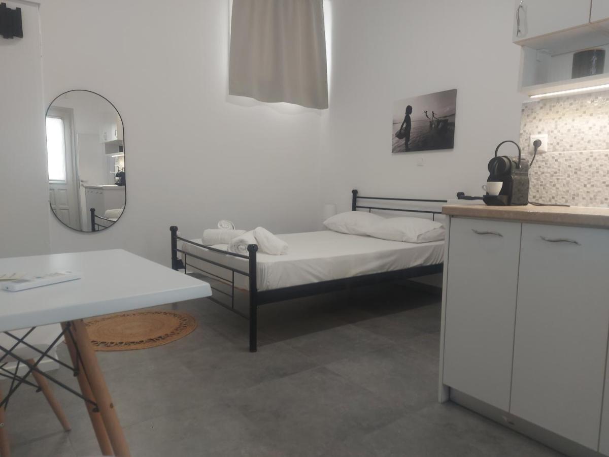 Anemela Studio Basic Naxos City Exterior photo
